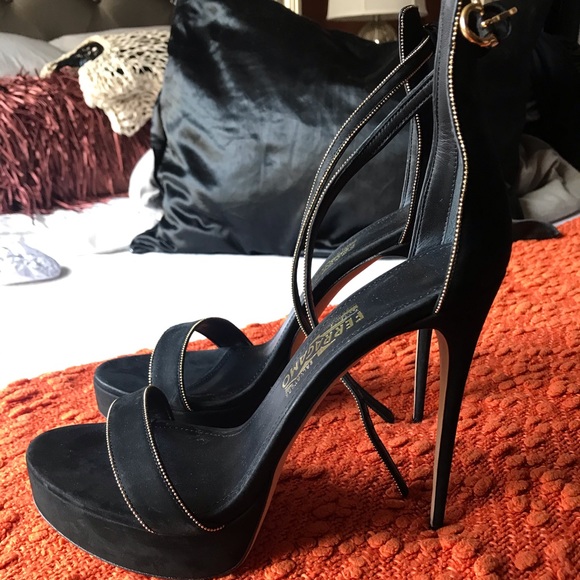 Ferragamo Suede Platform sandals size 9.5 - Picture 2 of 14